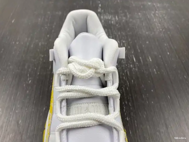 Reps TBkick Air Low Jordan 11 WMNS Snakeskin Yellow AH7860-107 0606